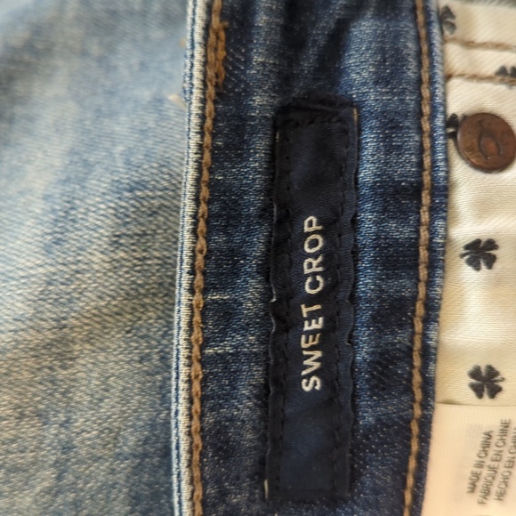 Lucky Brand Light Blue Straight Leg Jeans - Picture 3 of 4